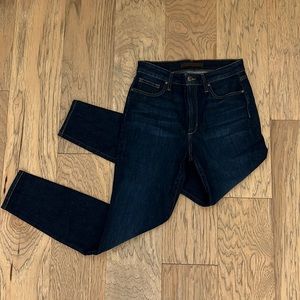 Dark wash, high waisted joes jeans